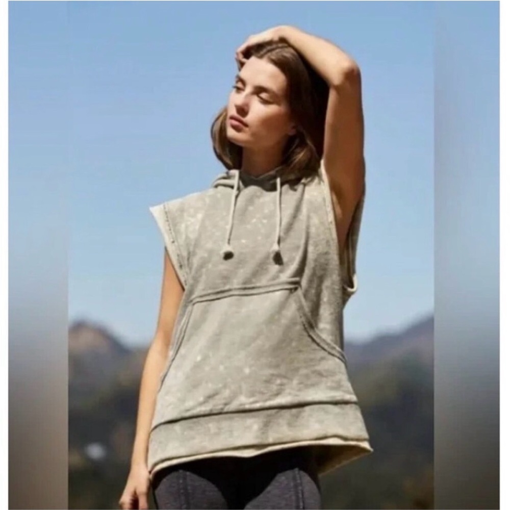 Free People Sleeveless Mineral Wash Hoodie in Light Gray